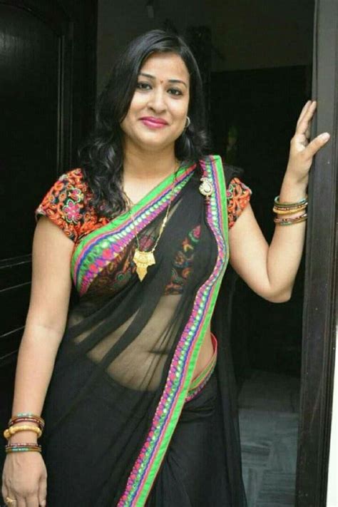 desi bhabi hot photo|Cleavage of aunties & desi girls 